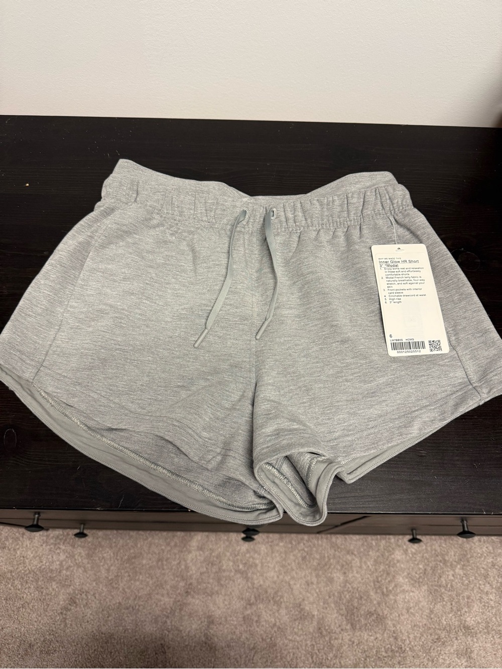 lululemon athletica Light Gray inner glow HR 3”